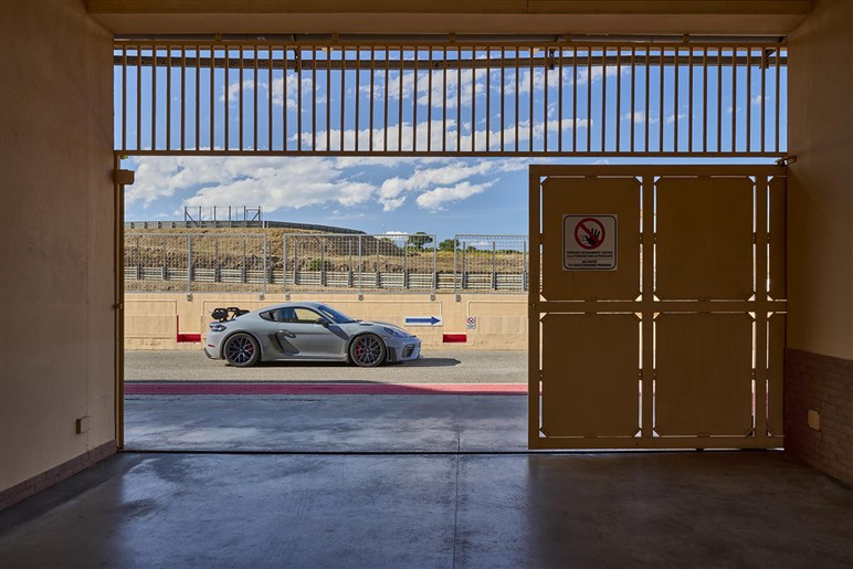 【早ければ2025年内登場】「718ケイマン EV」が開発最終段階に突入 “電動でもミッドシップ”にこだわる理由とは？
