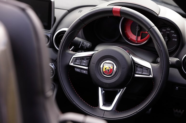 アバルト124スパイダー試乗。市街地・高速・山道で見えた“違い”