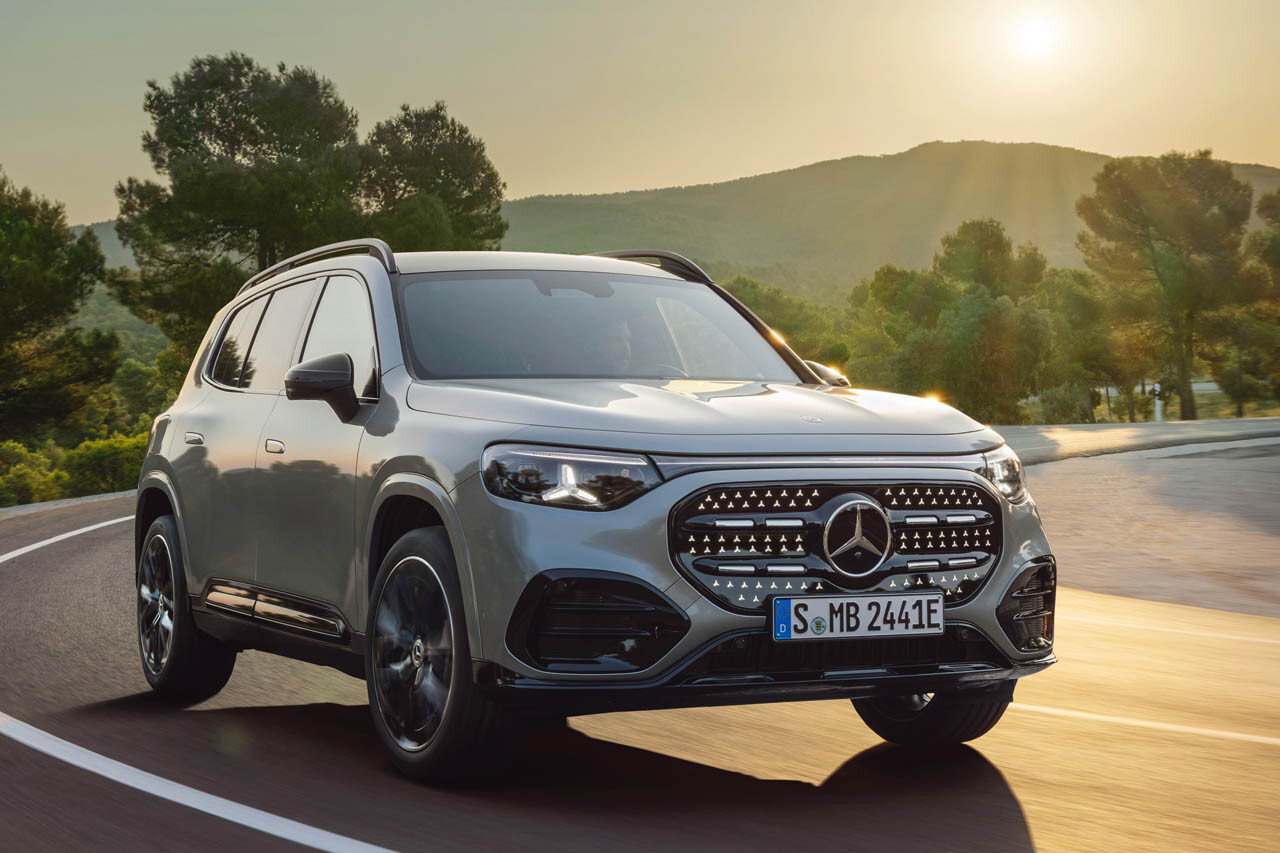 【詳細解説】メルセデス新型「GLB」世界初公開。800V・航続631kmを実現し、伝統の「7人乗り」も守り抜いた多才な進化