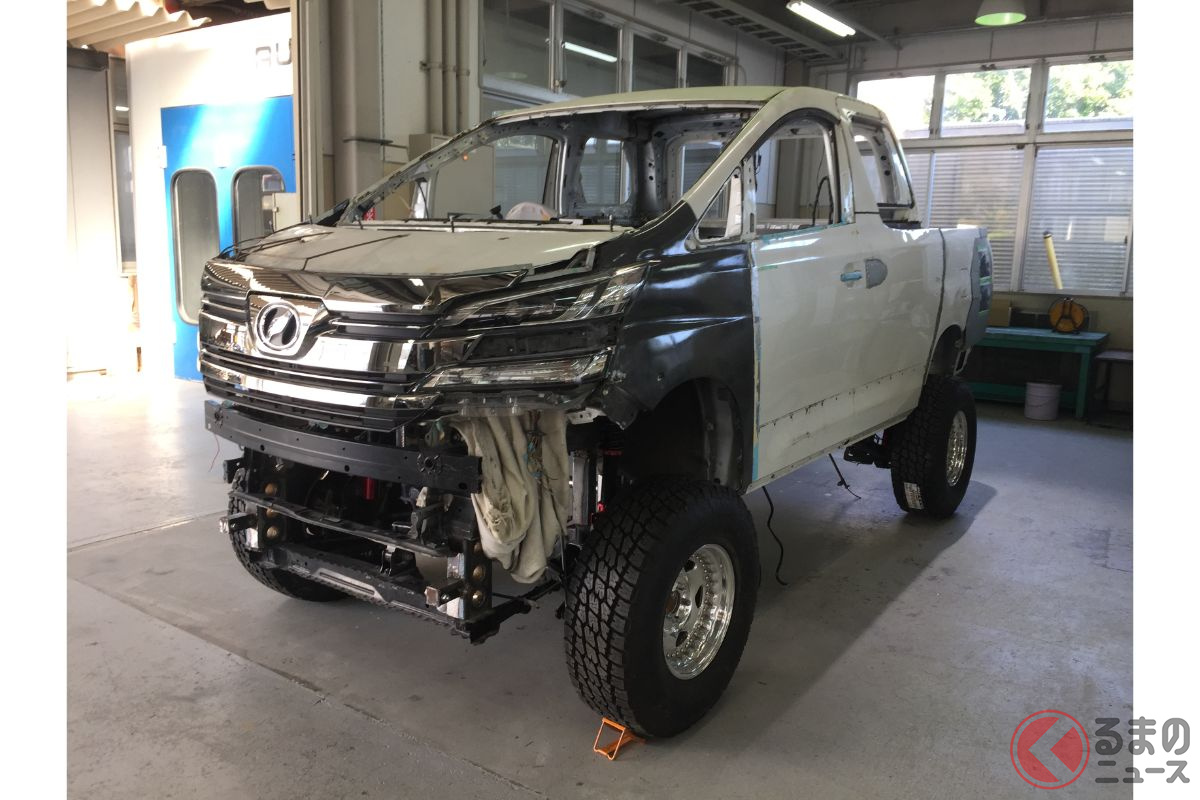 後席が要らないトヨタ高級ミニバン ヴェルファイア ピックアップ ゴツ顔 車高upのモンスター仕様とは くるまのニュース 自動車情報サイト 新車 中古車 Carview