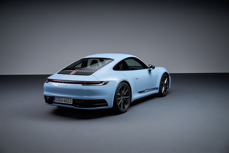 ポルシェ「911カレラT」が予約開始。”ツーリング”の名を冠したライトウェイトスポーツモデル、価格は1640万円