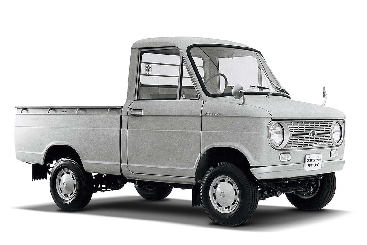 軽トラ一筋59年 11代も続くスズキ キャリイの胸熱すぎる全モデルを公開 Auto Messe Web 自動車情報サイト 新車 中古車 Carview