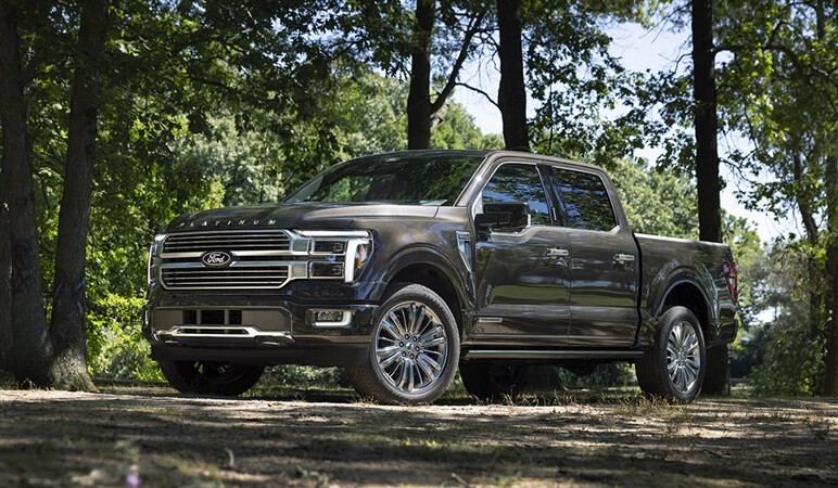 トランプ大統領に伝えたい「なぜアメ車は日本で売れないのか？」魅力はあるのに届かない…アメリカ車の悲哀