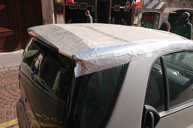 ボディはぶつけて当たり前だし洗車なんかしません パリで見たクルマの正しい使い方 Carview 自動車情報サイト 新車 中古車 Carview