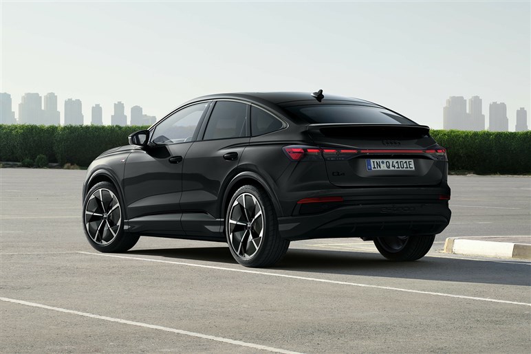 【心機一転】「EQC」改め新型「GLC EV」のデザインがほぼ判明。ガソリン車と“共通顔”に…25年公開へ