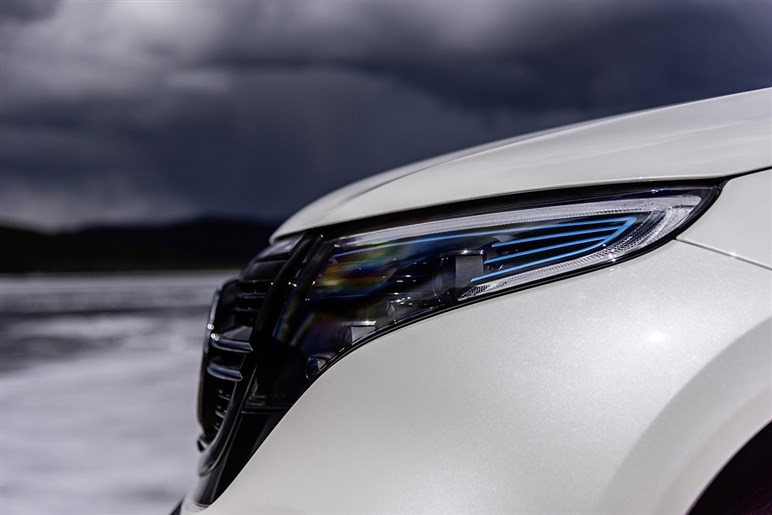 【心機一転】「EQC」改め新型「GLC EV」のデザインがほぼ判明。ガソリン車と“共通顔”に…25年公開へ