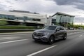【心機一転】「EQC」改め新型「GLC EV」のデザインがほぼ判明。ガソリン車と“共通顔”に…25年公開へ