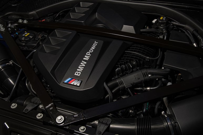 新型BMW M3＆M4は最後の純エンジンモデルらしい完成度。10段階のDSCや意外な快適性にも注目