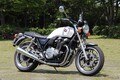 人気モデル、カワサキ「Z1」やホンダ「B750フォア」はネイキッドに属さない!? では「ネイキッド」とは一体なに？