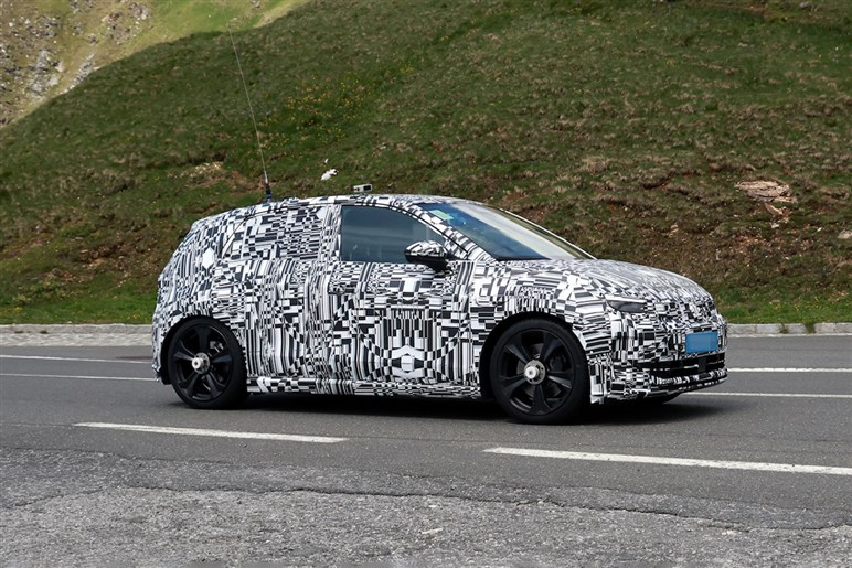【新たな“R”が爆誕？】VW新型「ID.2 R」が406馬力で登場か。エントリーEVなのに“ゴルフR超え”の実力