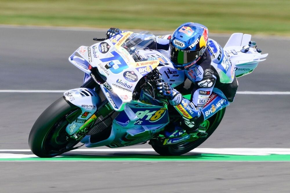 新レコード樹立のアレックス・マルケスが最速！　ヤマハ勢がトップ3に2台と快調｜MotoGPイギリスGPプラクティス