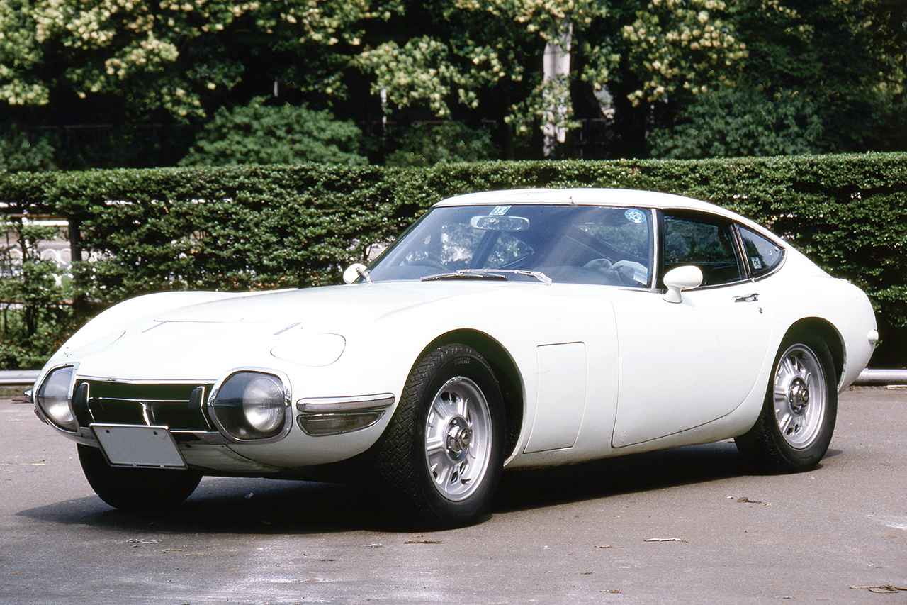 トヨタの技術を世界に知らしめた、美しさと速さを兼ね備えたメモリアルカー「トヨタ 2000GT」【スーパーカークロニクル／024】（Web