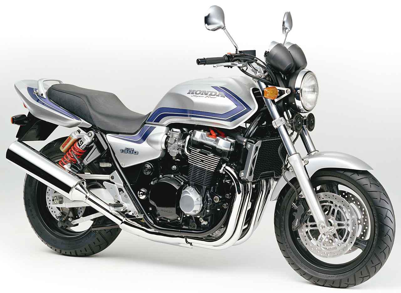 歴代のホンダ Cb1300 シリーズを振り返る Cb1000スーパーフォアから始まる プロジェクトbig 1 の系譜 Webオートバイ 自動車情報サイト 新車 中古車 Carview
