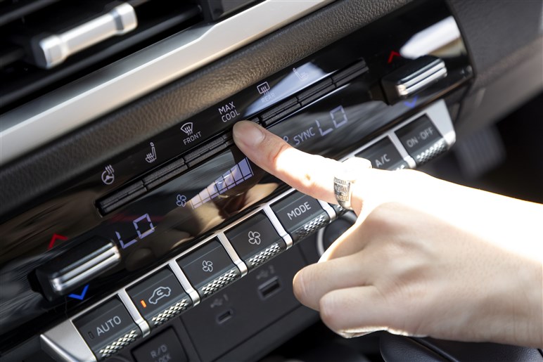 三菱自動車トライトンは海のゴミ拾いに情熱を燃やす女性ダイバーのバディ! 強さと優しさで“想い”に応える  