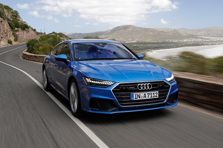 新型アウディA7スポーツバック試乗。華やかなデザインとセダン並みの使い勝手