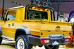スズキの「ジムニー“トラック”」!? 「レトロ顔」×荷台付きで超カッコいい！ アウトドア“最強”な2人乗りコンセプト「シエラ ピックアップスタイル」がスゴかった！