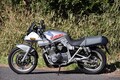 驚きのパワーと個性的なビジュアルが魅力！ スズキ「GSX1100S KATANA」は全方向で唯一無二!?レーシングライダー石塚健の市販車インプレッション