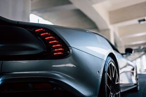 ライバルとは違う味わい──新型アストン・マーティン ヴァンキッシュ試乗記