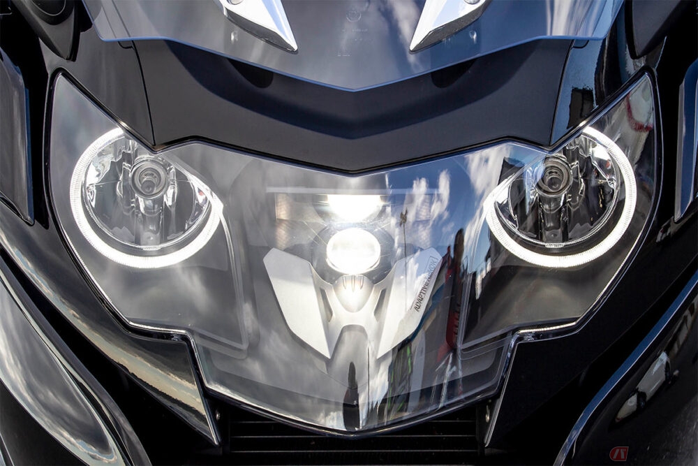 シルキーシックスをバイクでも Bmw Motorrad K1600b は現行モデル唯一の直列6気筒エンジンを搭載するプレミアムツアラー バイクのニュース の写真 11ページ目 自動車情報サイト 新車 中古車 Carview