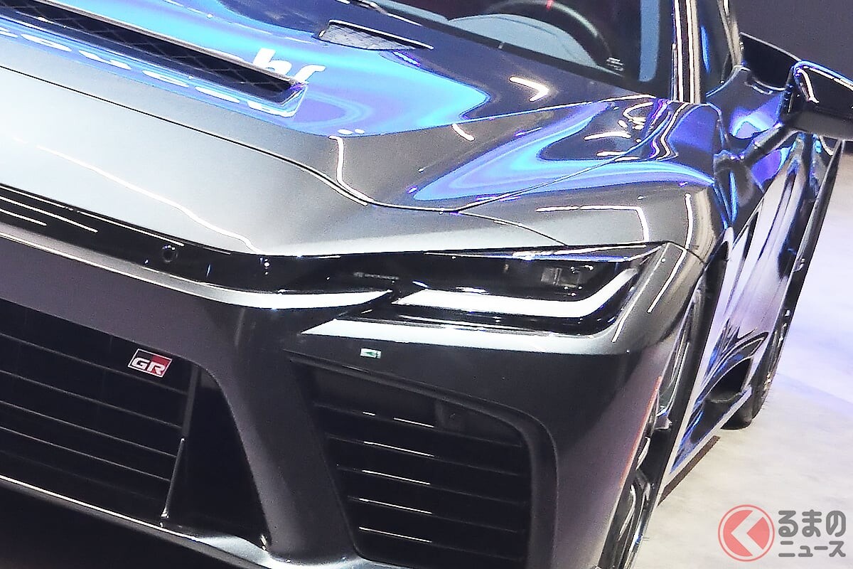 トヨタがフラッグシップスポーツカー「新型GR GT」を世界初公開！ 650馬力超え「V8ツインターボ」搭載の超高性能“FR”マシン！ 公道を走る「ほぼレーシングカー」な市販予定モデルに大注目