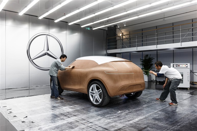 ベンツが新型SUVコンセプトを北京スタジオで発表