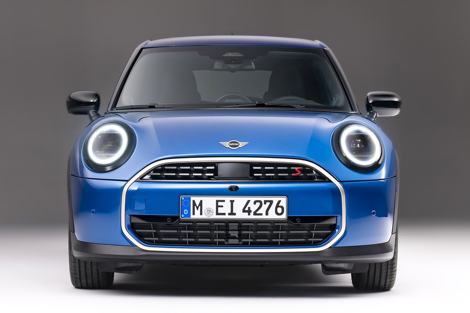 新世代ミニ第4弾・新型「ミニ クーパー 5ドア」が408万円から