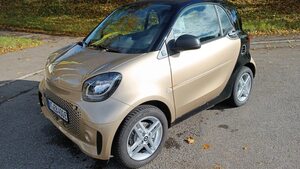 【このスマート フォーツーなんぼ？】走行距離2,800kmのシティ電気自動車「スマート フォーツー クーペ EQ」