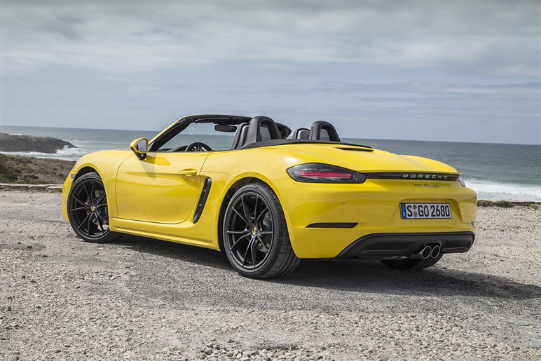 【911はどうなる!?】“マカン”に続き“718”もBEV化へ　EV需要減速の中でポルシェが進めるしたたかな戦略とは