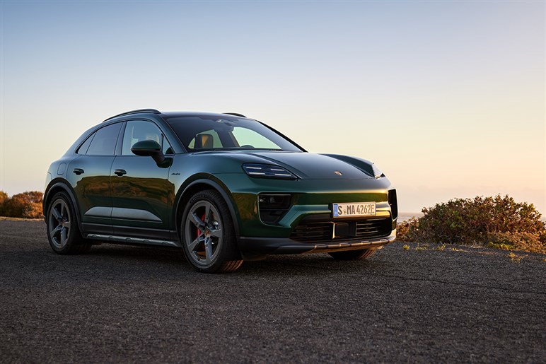 【911はどうなる!?】“マカン”に続き“718”もBEV化へ　EV需要減速の中でポルシェが進めるしたたかな戦略とは