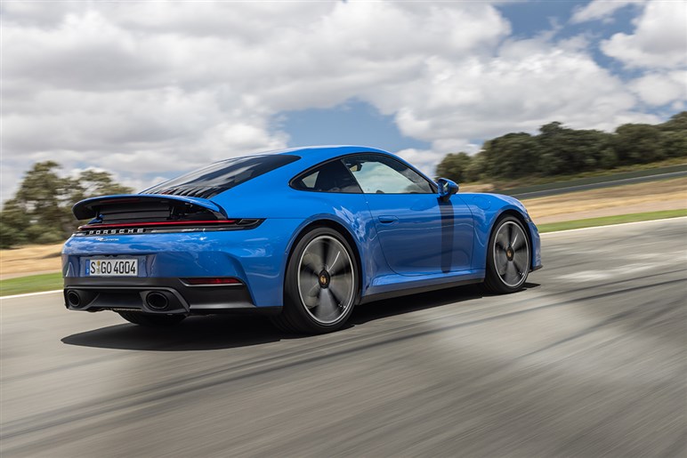 【911はどうなる!?】“マカン”に続き“718”もBEV化へ　EV需要減速の中でポルシェが進めるしたたかな戦略とは