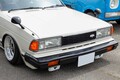 日産910型「ブルーバード」はノーマルフォルムと当時モノのカスタムアイテム満載の快適仕様に