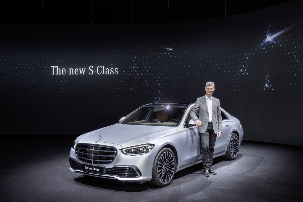 メルセデスの新型sクラスは自動運転を実現 清水和夫がその真相を パイロット ドライブ 担当ディレクターに訊く Genroq Web 自動車情報サイト 新車 中古車 Carview