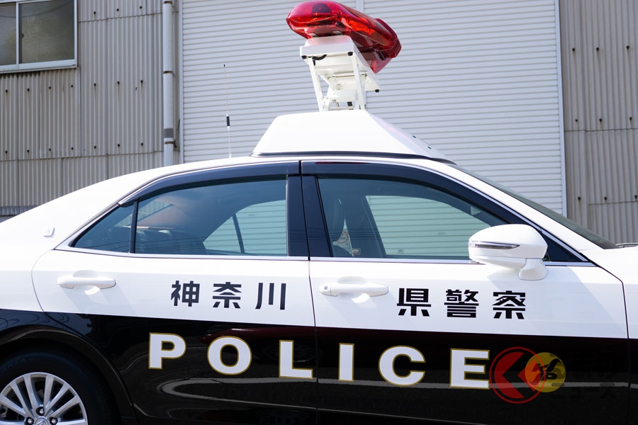 なぜパトカーに手書き文字を採用 超個性的パトカーを熊本県警が配備する理由とは くるまのニュース 自動車情報サイト 新車 中古車 Carview