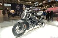 ドゥカティ「ディアベルV4」EICMA2022で「最も美しいバイク」に選出