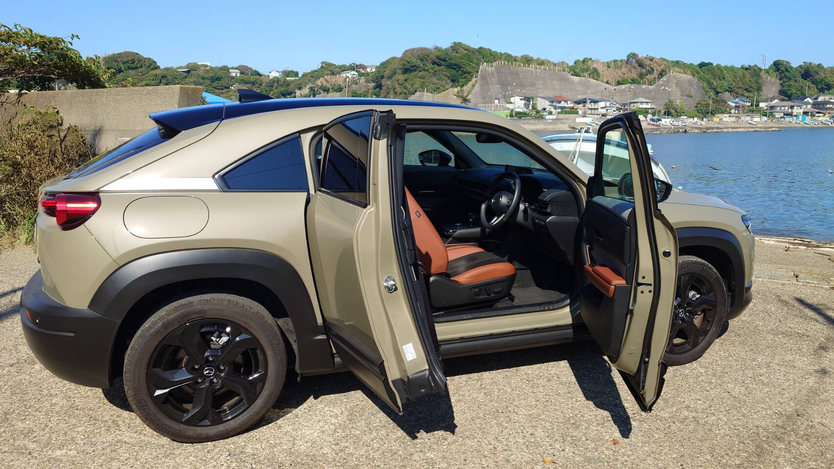 500万円のおひねり「MAZDA MX-30」ロータリーエンジン万歳！　マツダの市販乗用車イッキ乗り その3