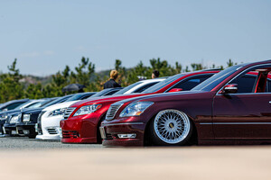 雑誌と読者をつなぐ「VIPSTYLE MEETING 2025」に高級セダンが大集合！ 8月10日に「VIPSTYLE MEETING サマーフェスティバル」を開催
