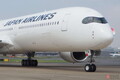 JAL「新型国際線フラッグシップ7号機」がキタ！ でも納入は8＆9号機が先…なぜ？ 受領スケジュールがズレた経緯とは