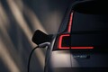 ボルボ、新型「ハイブリッドSUV」欧州発売か　EV充電インフラ未整備の地域に対応
