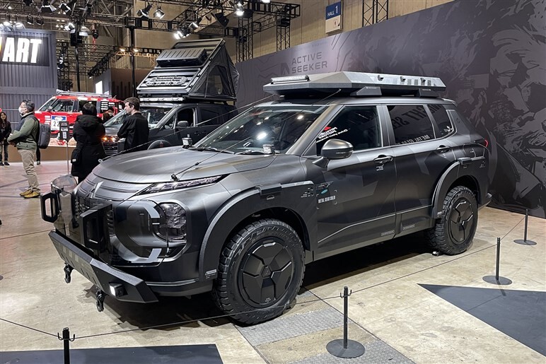 三菱アウトランダーPHEV イージーアップ完成👍 1.5インチリフト