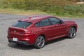 “10cm浮いて走るスポーツカー”新型BMW X4をただのキワモノと見るべきではない