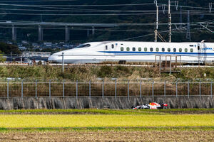 中嶋悟や鈴木亜久里、現役選手らが出演へ。新幹線貸切イベント列車“日本グランプリ号”の概要明らかに