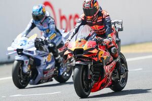 【MotoGP】イタリアGP初日最速のビニャーレス、KTMマシンの真髄掴んだ？　「正確に乗ればロケットのように速い」
