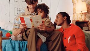 アミ・パリスが“家族の時間”を紡ぐ「アミ ホリデー」コレクションを発表！