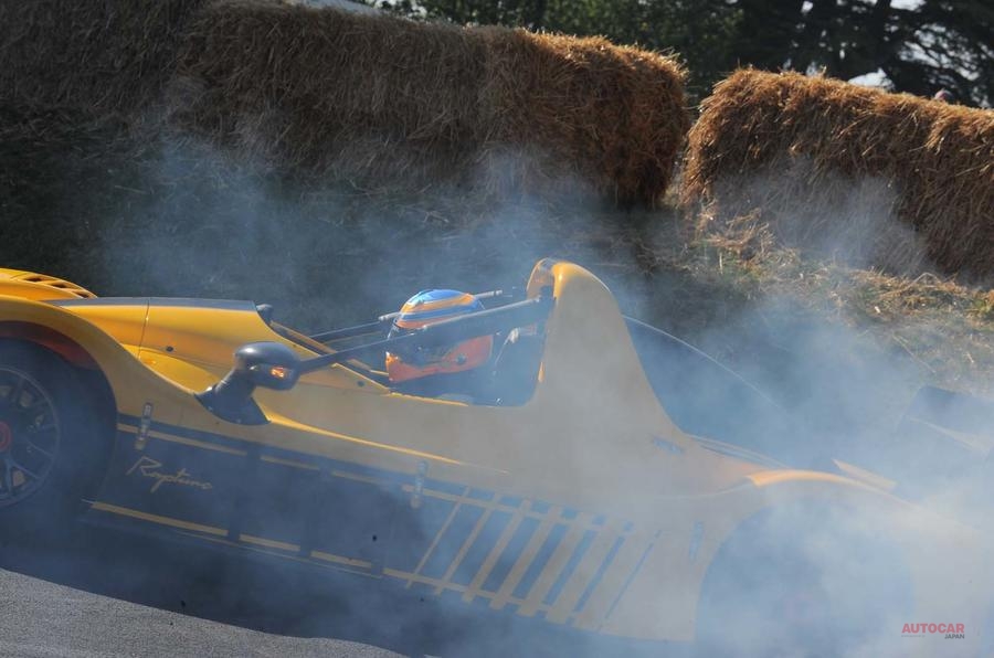 ラディカル ラプチャー 邦貨10万円 に同乗 車重765kg 出力355ps Autocar Japan 自動車情報サイト 新車 中古車 Carview