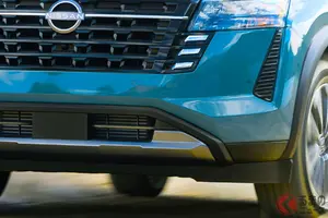 日産が新「“8人乗り”SUV」発表！ カクカクの「直線的デザイン」採用でカッコイイ！ めちゃ使える「3列シート」＆「透けるボンネット機能」搭載！ 全長5mの「新パスファインダー」米国モデルとは！