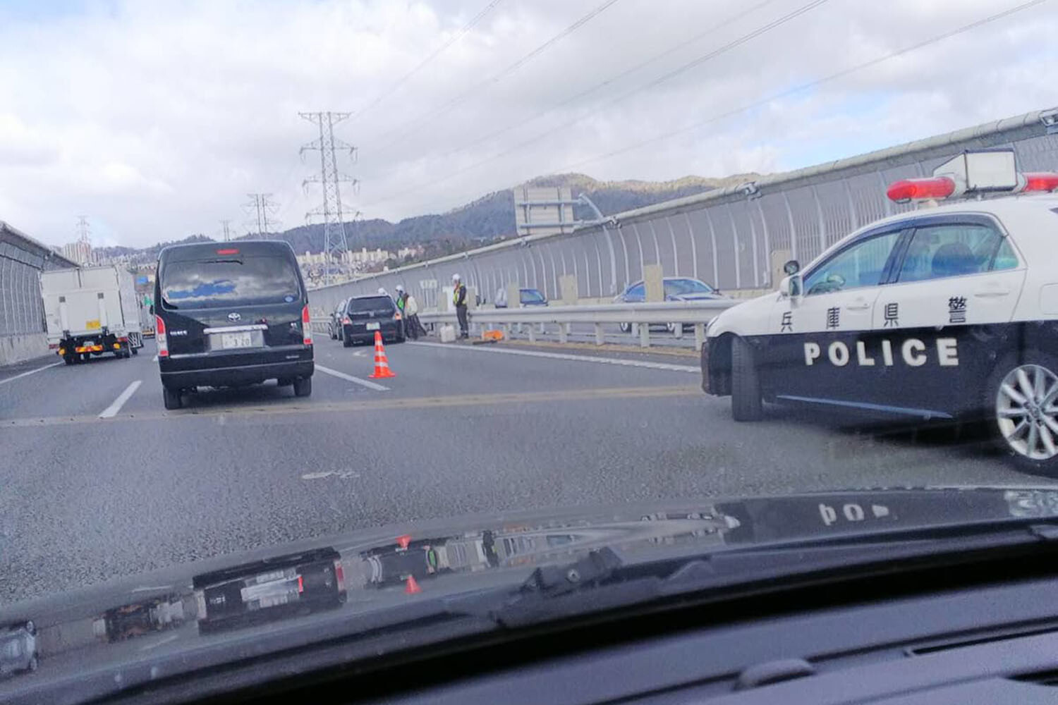 命を守るために絶対に知っておきたい！高速道路でトラブル対処法