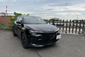アルファロメオらしさとは？ついに日本上陸を果たした新型「アルファロメオ ジュニア」をテストドライブ