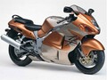 新型『隼（ハヤブサ）』の燃費や足つき性は？ おすすめポイントや人気の装備、価格やスペックを解説します【スズキのバイク！の新車図鑑▶大型バイク編／SUZUKI Hayabusa（2021）】