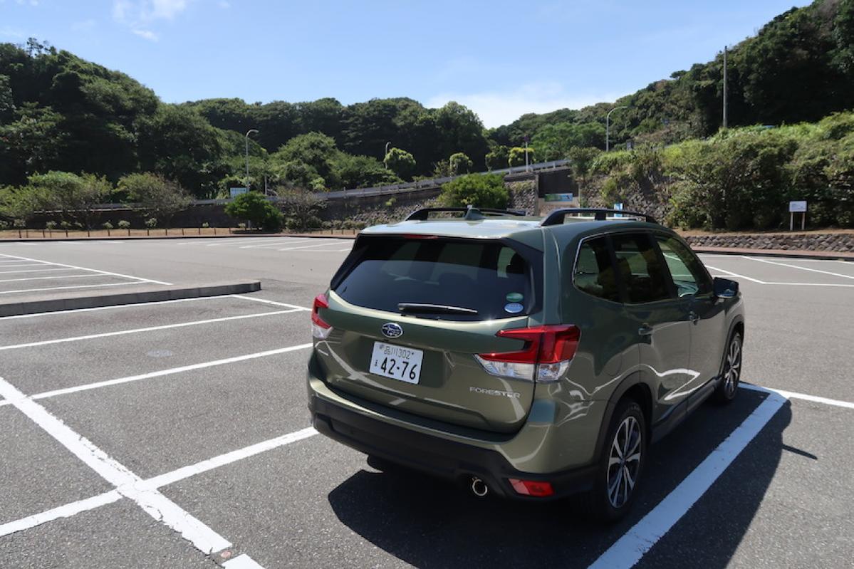 後ろ姿にグッときた 2 5boxerは優秀なトルクアクチュエーターだ 新型スバル フォレスター Motorfan 自動車情報サイト 新車 中古車 Carview