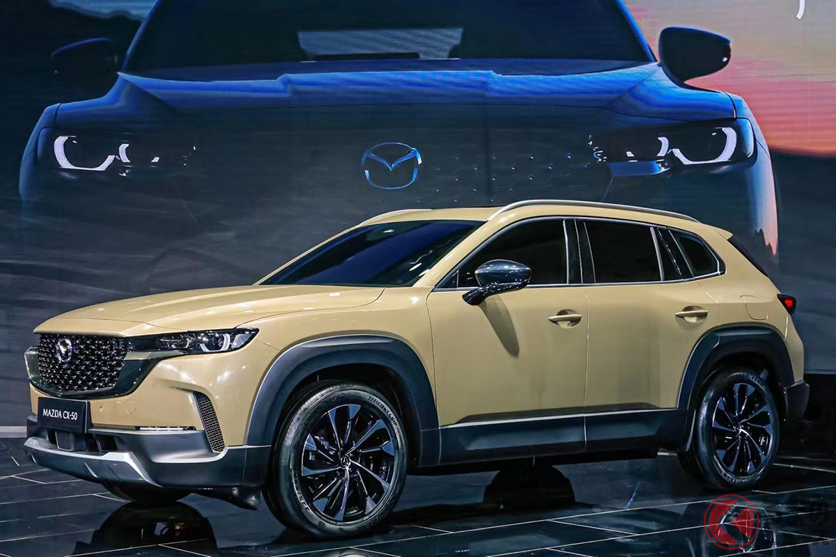 マツダ新型「ゴツ顔SUV」人気沸騰中！ 初日に3000台以上受注で爆売れ中